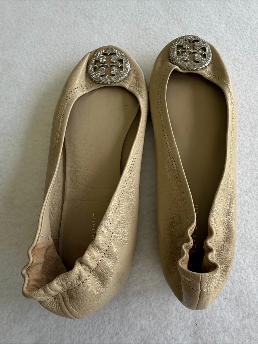 Tory Burch Minnie Travel Ballet Flats Beige Leather Crystal Pave Logo